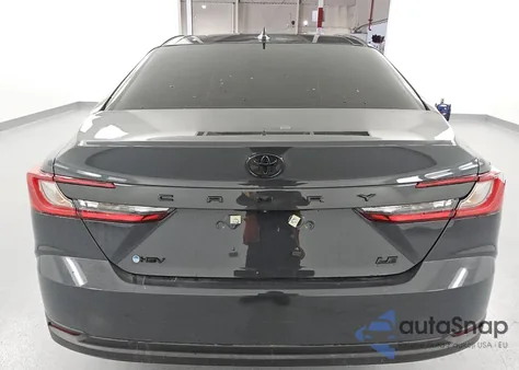 2025 Toyota Camry Xse z USA, uszkodzony, nr VIN 4T1DAACK9SU149094